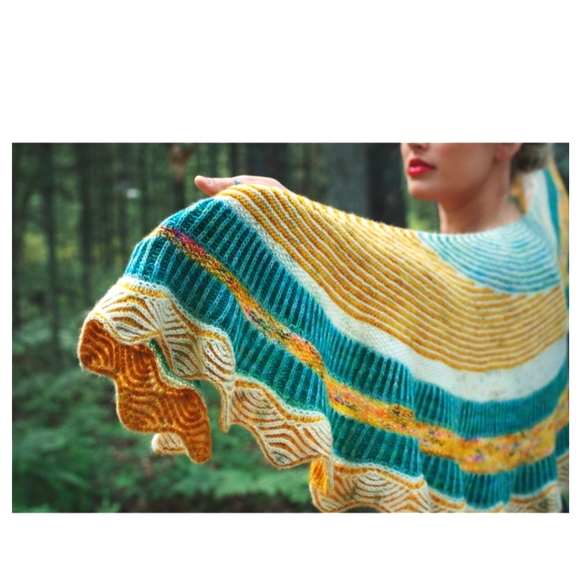 Hedgehog Fibers skinny singles kit to knit Briochealuscious Shawl, Andrea Mowry - Picture 4 of 4